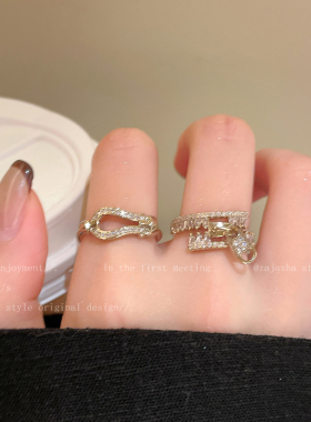 闪钻金色马蹄扣戒指女款2025新
