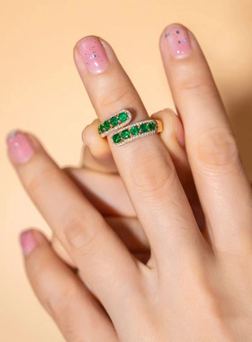 小众感祖母绿简约开口戒指搭指环