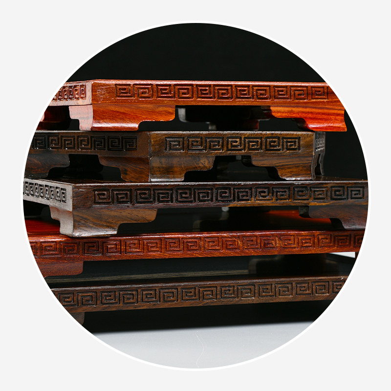 Red and black sandalwood carved Buddha statues, antique vases, stone tea sets, antique wood carvings, succulent plant ornaments, base mops