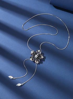 秋冬新款雪花吊坠毛衣链高级感设计可调节长款项链时尚百搭气质潮