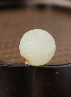 新疆和田玉籽料黄沁回纹珠