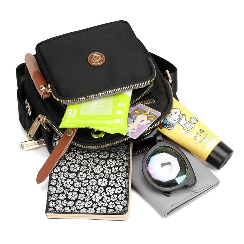 牛津布包包女2024年新款爆款轻便休闲斜挎包简约百搭大气帆布单肩 - 图2