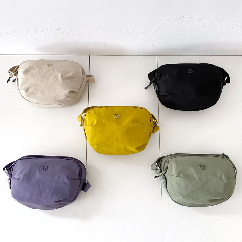 Nylon cloth new small bag 2026 trendy shoulder bag lightweight casual women's crossbody sports cycling mobile phone bag