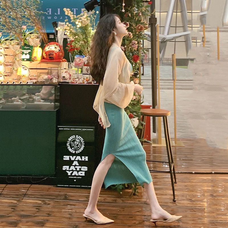 港味复古气质女神范轻熟风套装女夏季新款纯欲吊带针织连衣裙女潮-图0