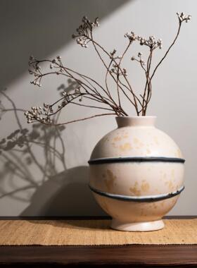 现代侘寂风手绘艺术花器客厅家居中古风花瓶艺术花器玄关装饰摆件