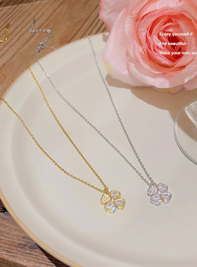 跨境新款小众设计感吊坠超闪花瓣锁骨链女高级感轻奢甜美钛钢项链