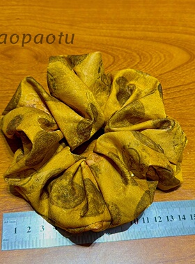 轻奢黄色大肠发圈百搭丸子头