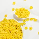 Кукурузное кольцо Смешивание йогурта и сухого зерна, хрустящее молоко, сливочный партнер для завтрака смешанные фрукты с фруктами сильные фрукты овсянка