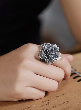 2025心音黑花夸张花朵戒指女复古做旧配饰食指指环礼物时尚百搭