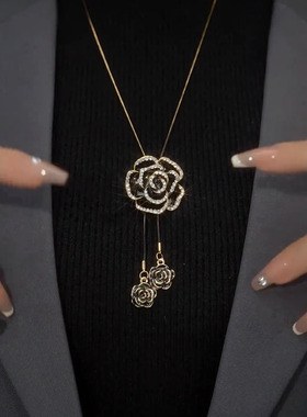 镶钻黑色山茶花可调节毛衣链女