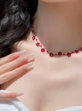 气质红色小花串珠项链女