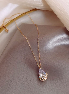 极速真金电镀铜镶锆石花t纹水滴耳环项链套装网红耳钩简约锁骨链