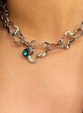 绿色皓石项链女秋冬轻奢气质锁骨