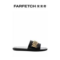 Moschino men logo-plaque leather slidesFARFETCH sends a chic