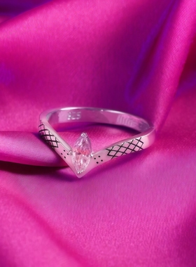 JOJO的奇妙冒险石之海安纳苏戒指