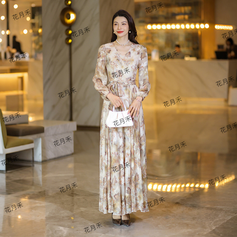 2025年春秋冬长袖印花大摆连衣裙收腰显瘦沙滩度假长裙雪纺裙子,淘宝优惠券,粉丝福利购,淘宝优惠卷