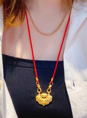 沙金莲花鲤鱼孔雀扣头锁吊坠新款古法锦鲤锁包项链国潮红绳毛衣