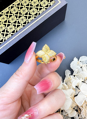 黄金四叶草戒指越南沙金简约百搭流行女车锡金花纹轻奢小众设计