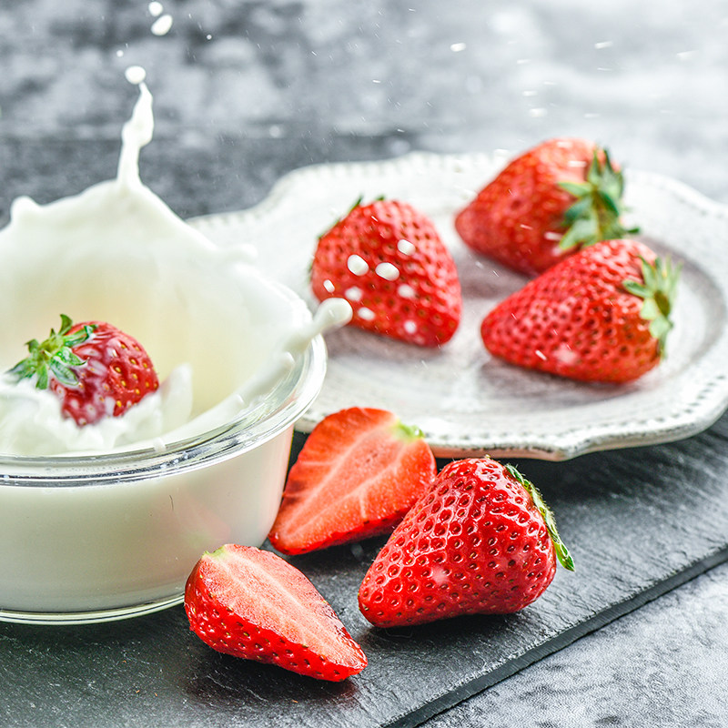 大凉山露天冬草莓   新鲜奶油草莓整箱应当季孕妇水果包邮