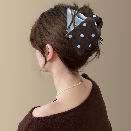 《迷迭热可可》法式缎面波点蝴蝶结马尾夹半扎发高级感鲨鱼夹盘发 - 图3