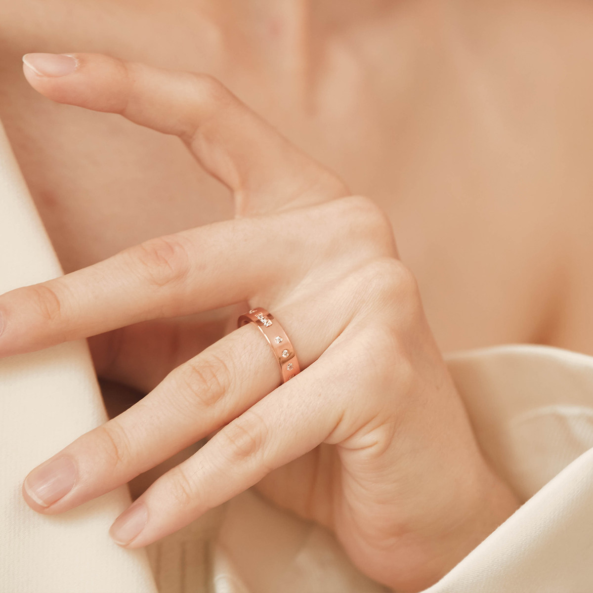 apm monaco摩斯密码女纯银玫瑰对戒 CHUMET海外戒指/指环