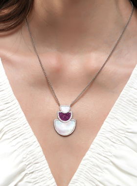 APM Monaco 半月可调节天然母贝项链气质送女友轻奢生日礼物