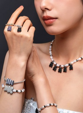 APMMonaco黑白珍珠小熊手链