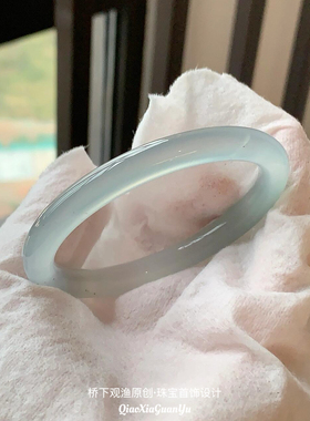 天然油青玛瑙手镯冰种冰晴远山黛