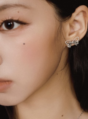 1P Juvilove原1P Jewelry 做旧银蝴蝶结锆石耳钉