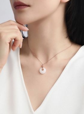 PIARA平安扣项链偏心圆平安扣项链女轻奢吊坠锁骨链生礼物NKA3631