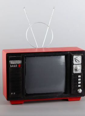 复古怀旧酒吧餐厅橱窗老式电视机