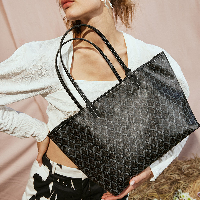 emo狗牙手提小众设计通勤感单肩包 emo箱包托特包