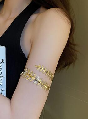 银色臂环饰品女手金属臂