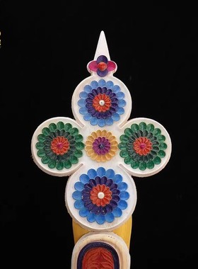 彩绘三根本食子花藏式佛堂摆件