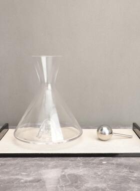 现代创111111意板玻璃酒具软样房醒酒器居家摆件办公室客厅餐厅装