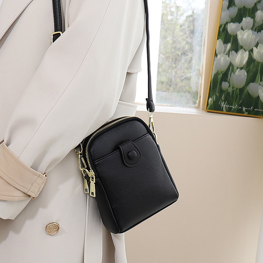 手机包女斜挎迷你小包高级感手机袋女2025新款洋气轻便手机小挎包
