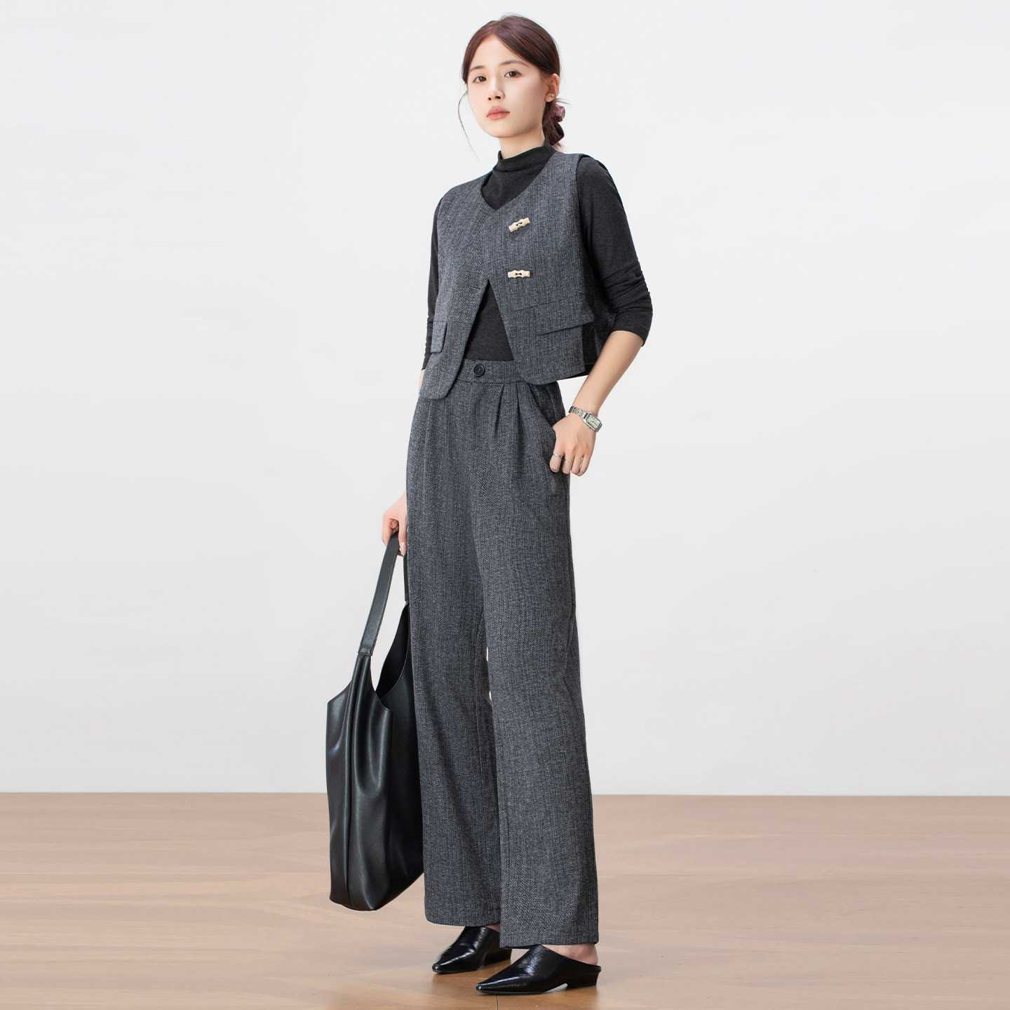 高级感马甲打底衫裤子套装女秋冬2025新款气质轻熟穿搭毛呢三件套,淘宝优惠券,粉丝福利购,淘宝优惠卷