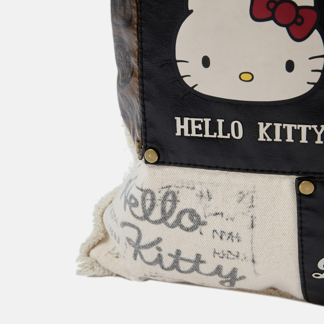 BASEMENTFGxHelloKitty graffiti canvas tote bag women's versatile crossbody bag 254020056009