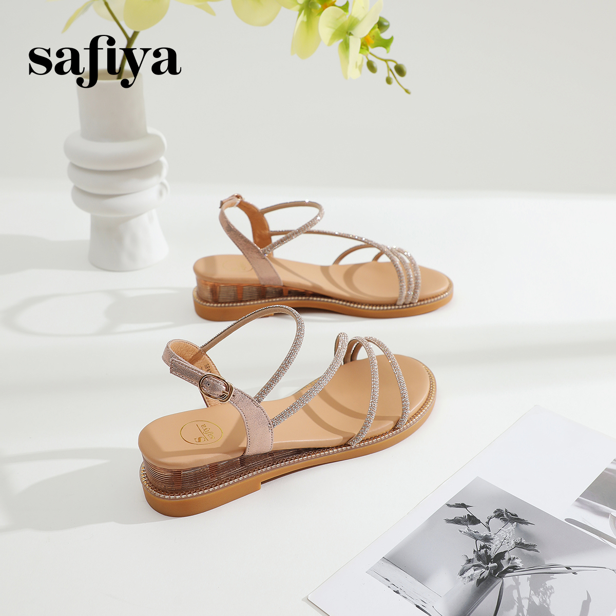 Safiya索菲娅夏季时尚烫钻一字带舒适拼接时装坡跟露趾休闲凉鞋女
