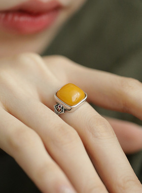 天然蜜蜡方糖戒指女款