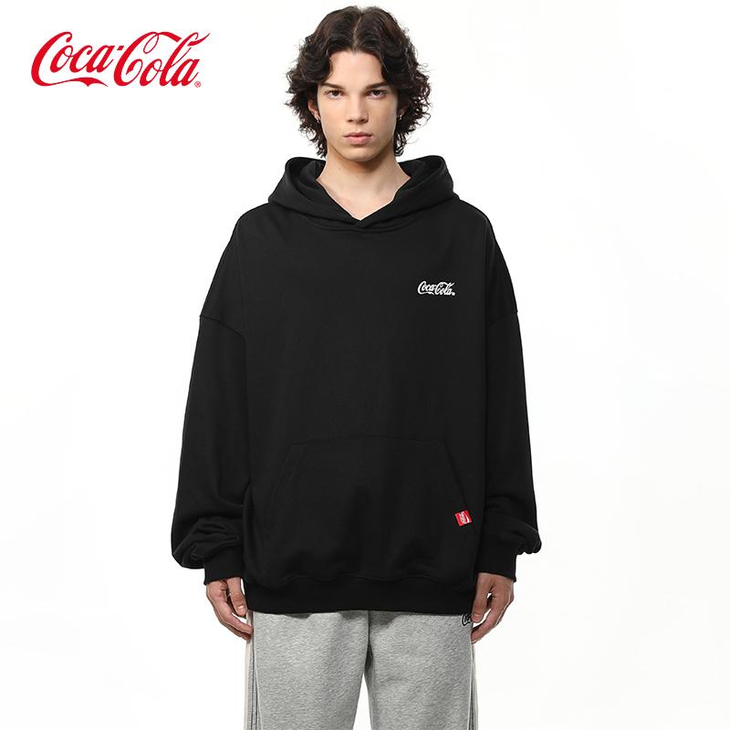 Coca-Cola可口可乐 涂鸦胶带印花美式纽扣落肩连帽卫衣 男女同款