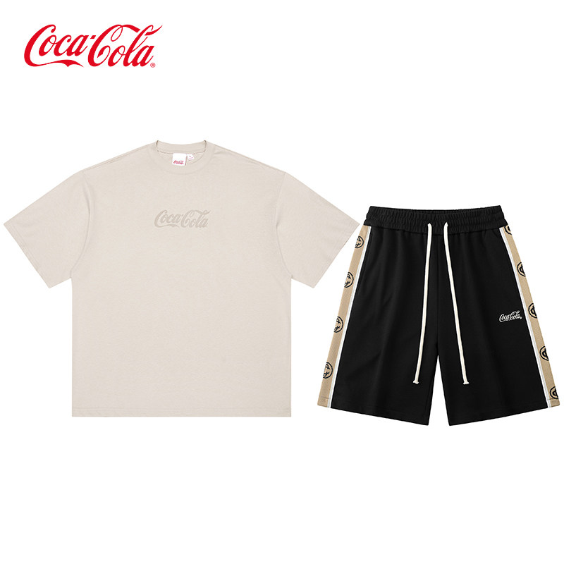  可口可乐服饰T恤