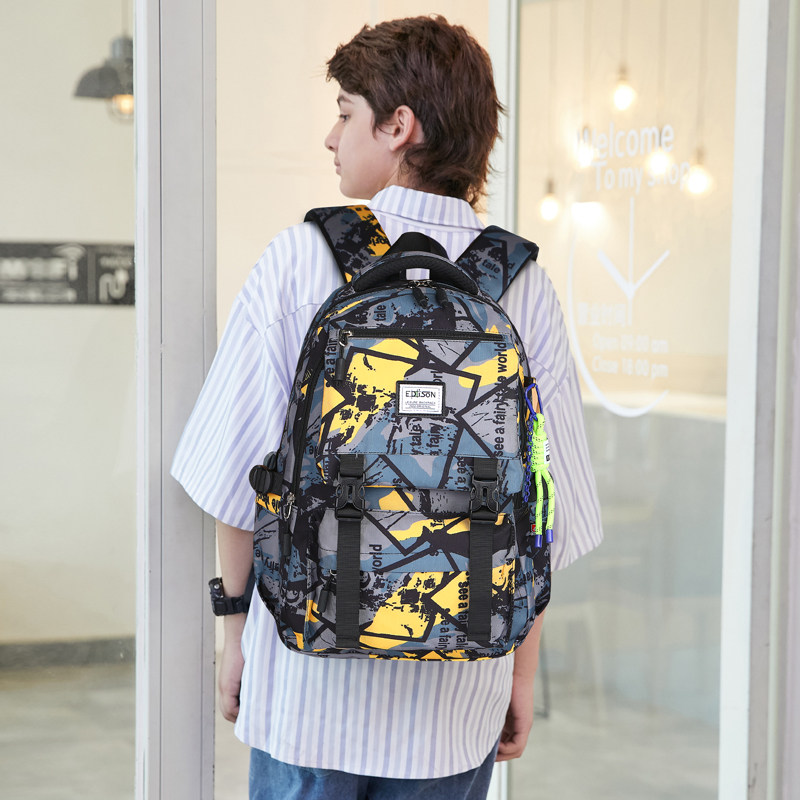  赛骆豪双肩背包