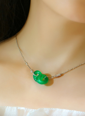 新款仿绿玉髓环环相扣项链女镀S925银精致优雅时尚百搭锁骨链