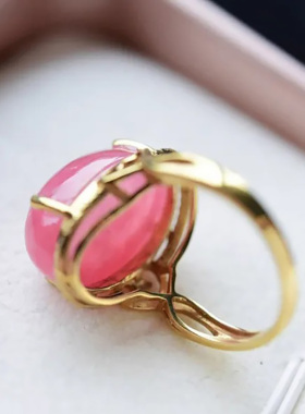 唯美玉髓红纹石戒指镀18K金镶嵌精致温柔显气质大气可调节指环