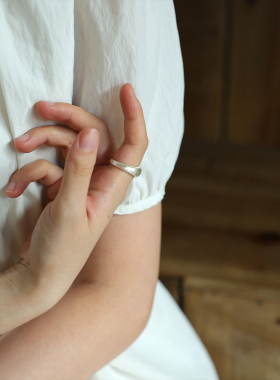 银色拉丝哑光开口戒指女小众设计