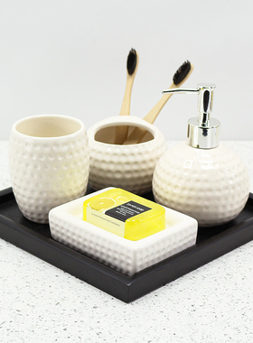 装饰品样板房卫生间洗漱套装摆设