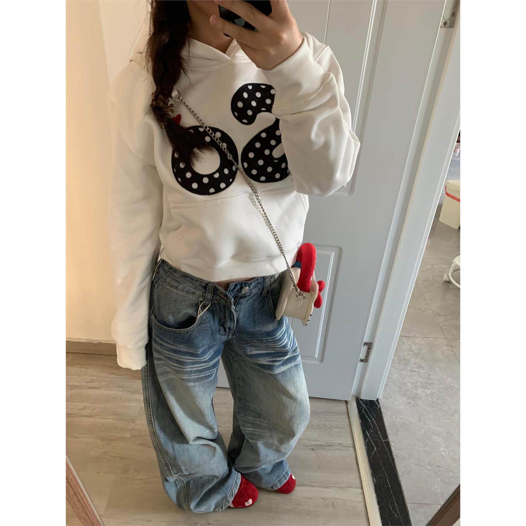 美式重磅连帽加绒短款卫衣女秋冬慵懒风波点字母刺绣贴布百搭上衣,淘宝优惠券,粉丝福利购,淘宝优惠卷