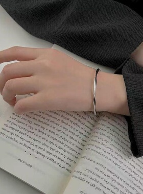 设计师款钛钢波浪开口手镯女简约高级感轻奢手环简约百搭