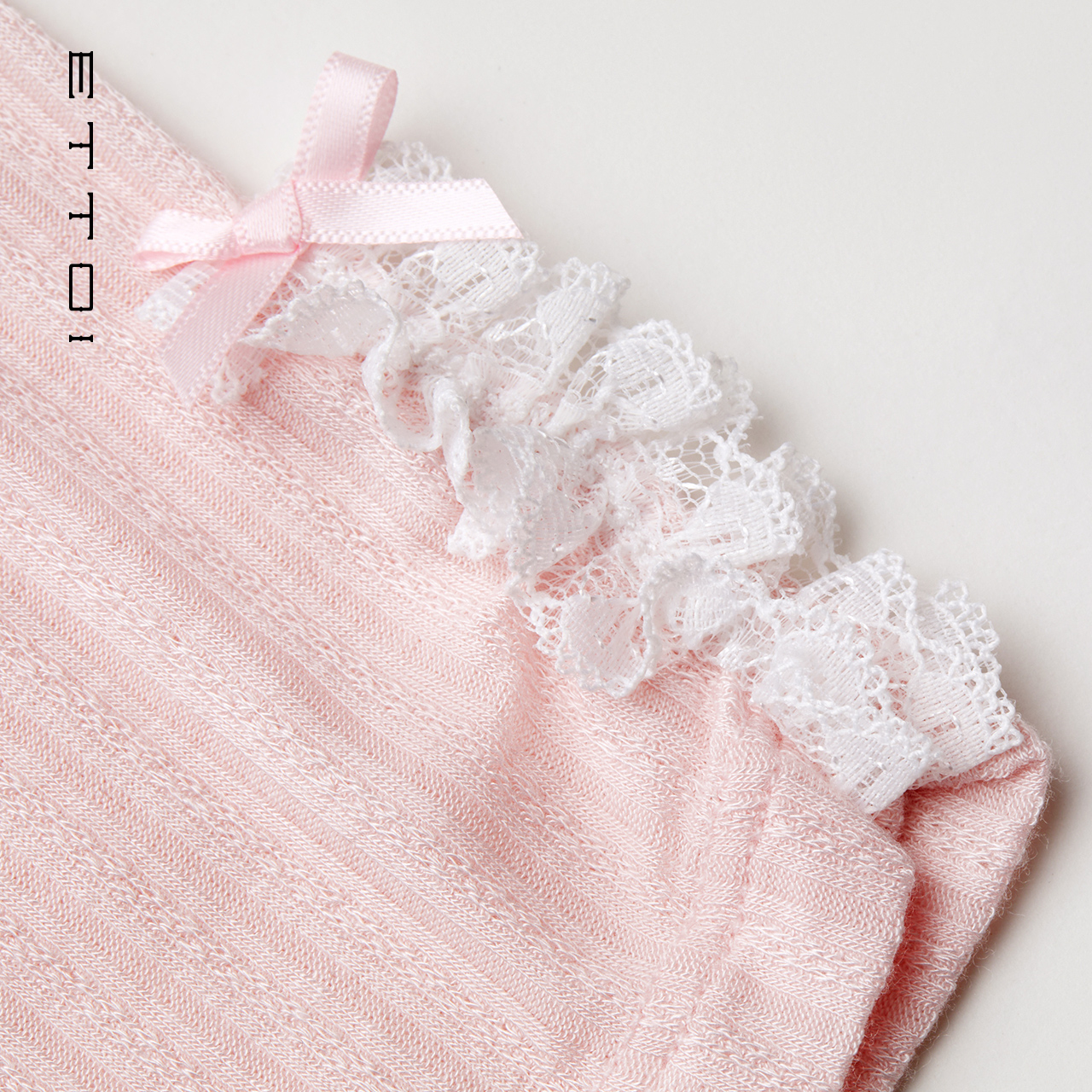 【朗姿集团】ETTOI爱多娃2025春夏双色百搭款七分坑条打底裤蝴蝶 - 图1